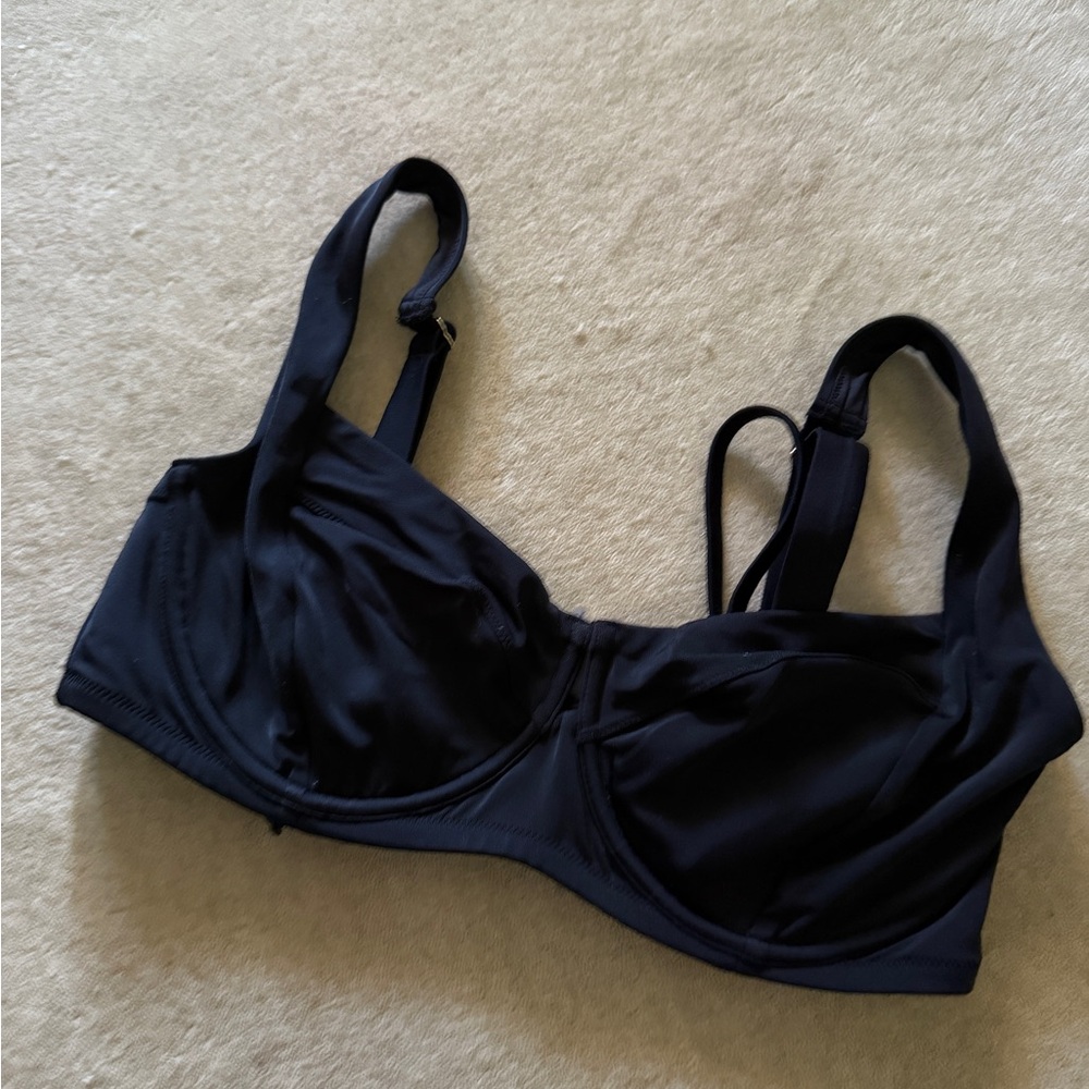 Women's Black Underwire bikini top